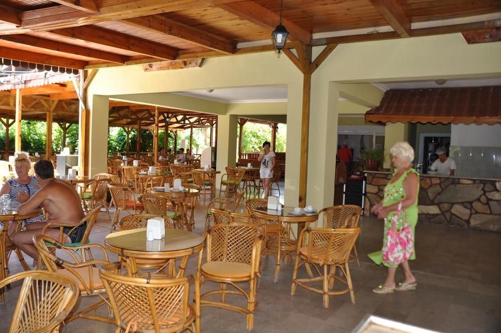 Larissa Inn Beldibi  Luaran gambar